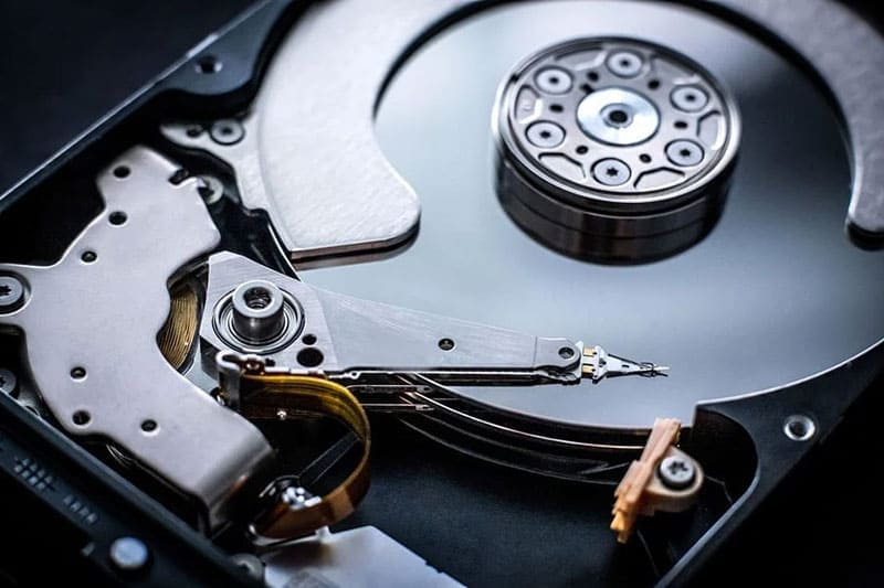 Appearance differences between HDD and SSD