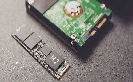 تفاوت‌های ظاهری بین HDD و SSD